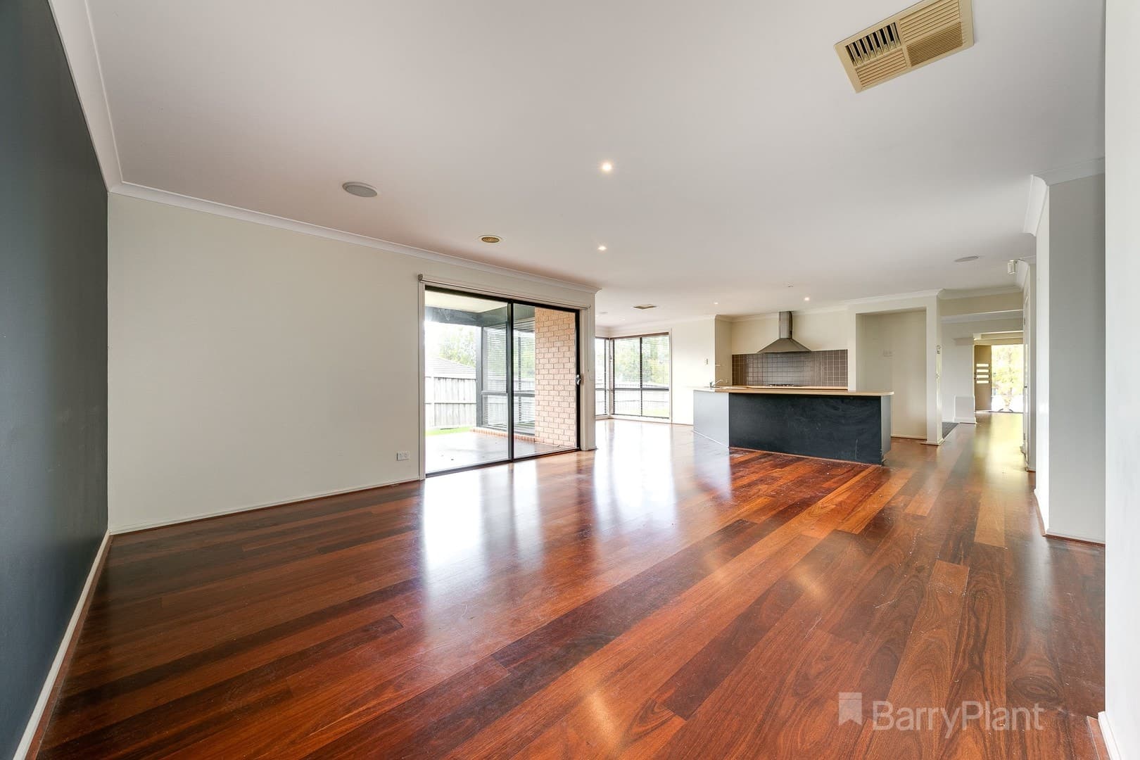18 Braybrook Drive, Narre Warren South, VIC 3805, Narre Warren South - Thumbnail 2