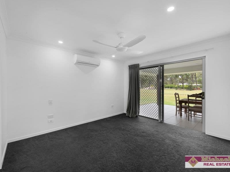 19 Robin Close, Moore Park Beach, Moore Park Beach - Thumbnail 7