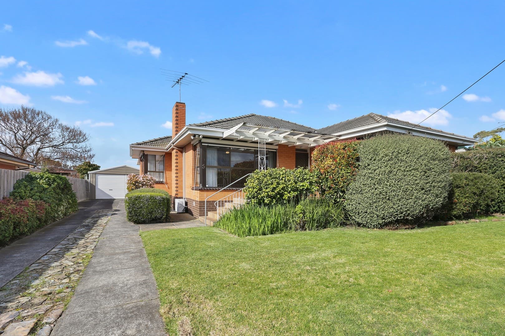 5 Olwen  AvenueBelmont, VIC 3216  - Leased, Belmont - Image 1