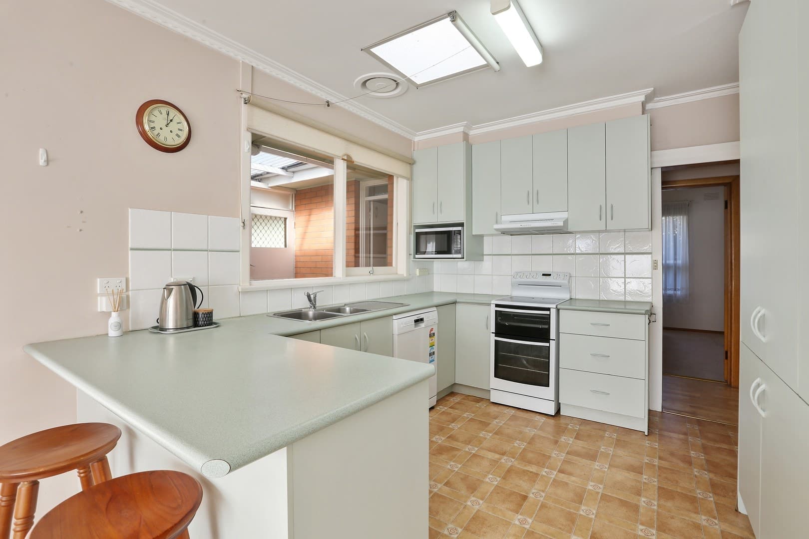5 Olwen  AvenueBelmont, VIC 3216  - Leased, Belmont - Thumbnail 3