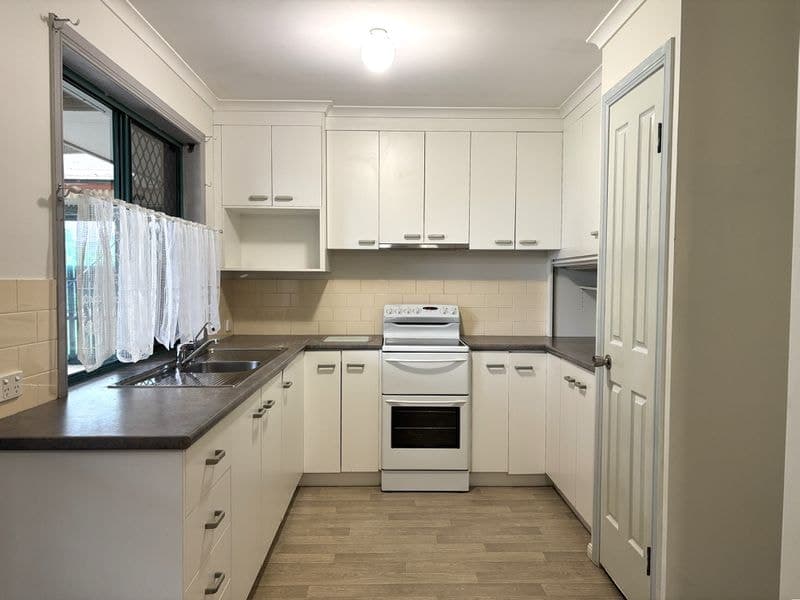 46 Ocean Street, Burnett Heads, Burnett Heads - Thumbnail 3