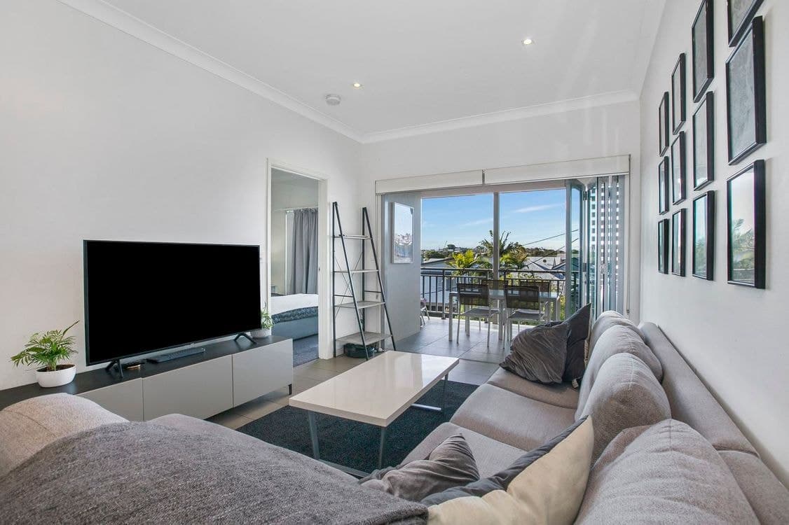 8/18 Barton Road, HAWTHORNE, QLD 4171, Hawthorne - Thumbnail 2