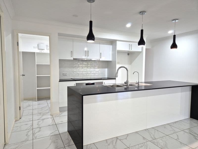 49 Neville Drive, Branyan, Branyan - Thumbnail 4