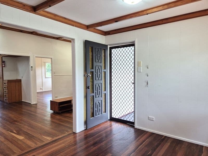 13 Lagoon Drive, Moore Park Beach, Moore Park Beach - Thumbnail 7