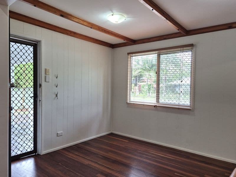 13 Lagoon Drive, Moore Park Beach, Moore Park Beach - Thumbnail 8