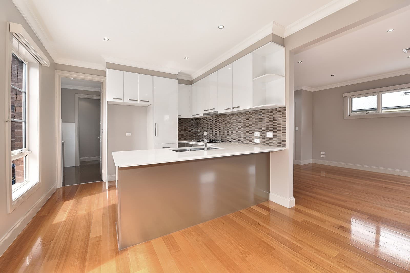 2/17 Creswell AvenueAirport West, VIC 3042  - Leased, Airport West - Thumbnail 2