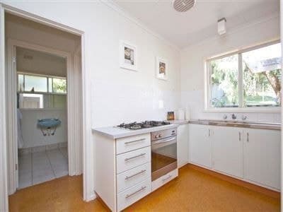 33 Baden Powell Drive, FRANKSTON SOUTH, VIC 3199, Frankston South - Thumbnail 6