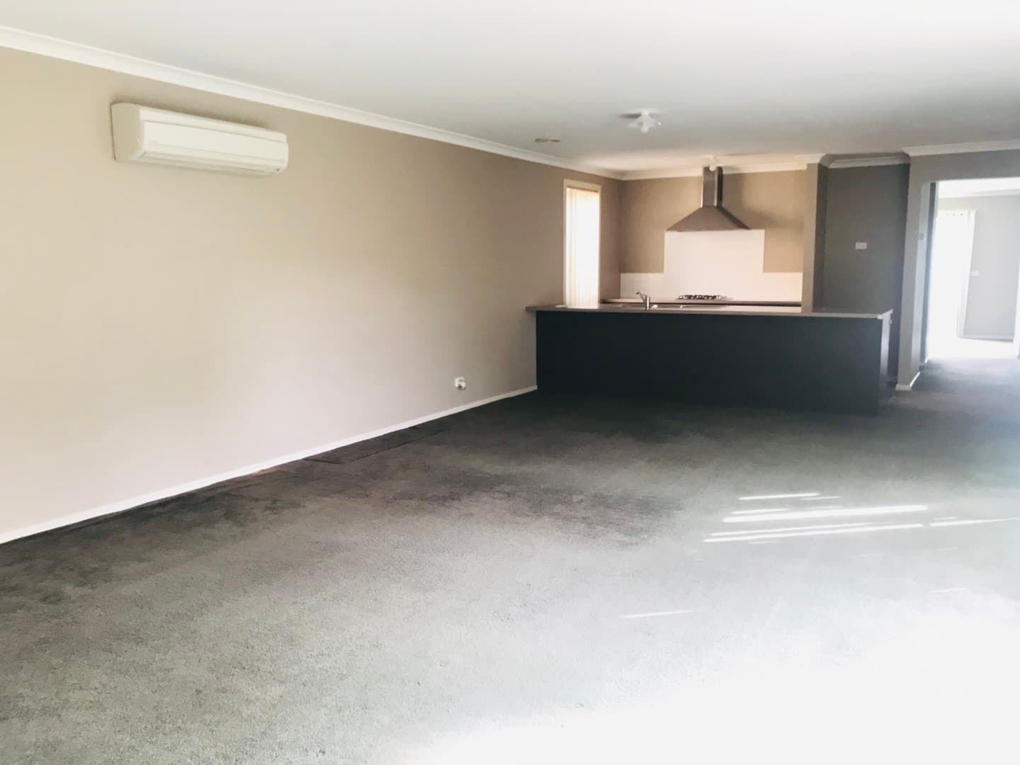 98 Edgevale WayTarneit, VIC 3029  - Leased, Tarneit - Thumbnail 3