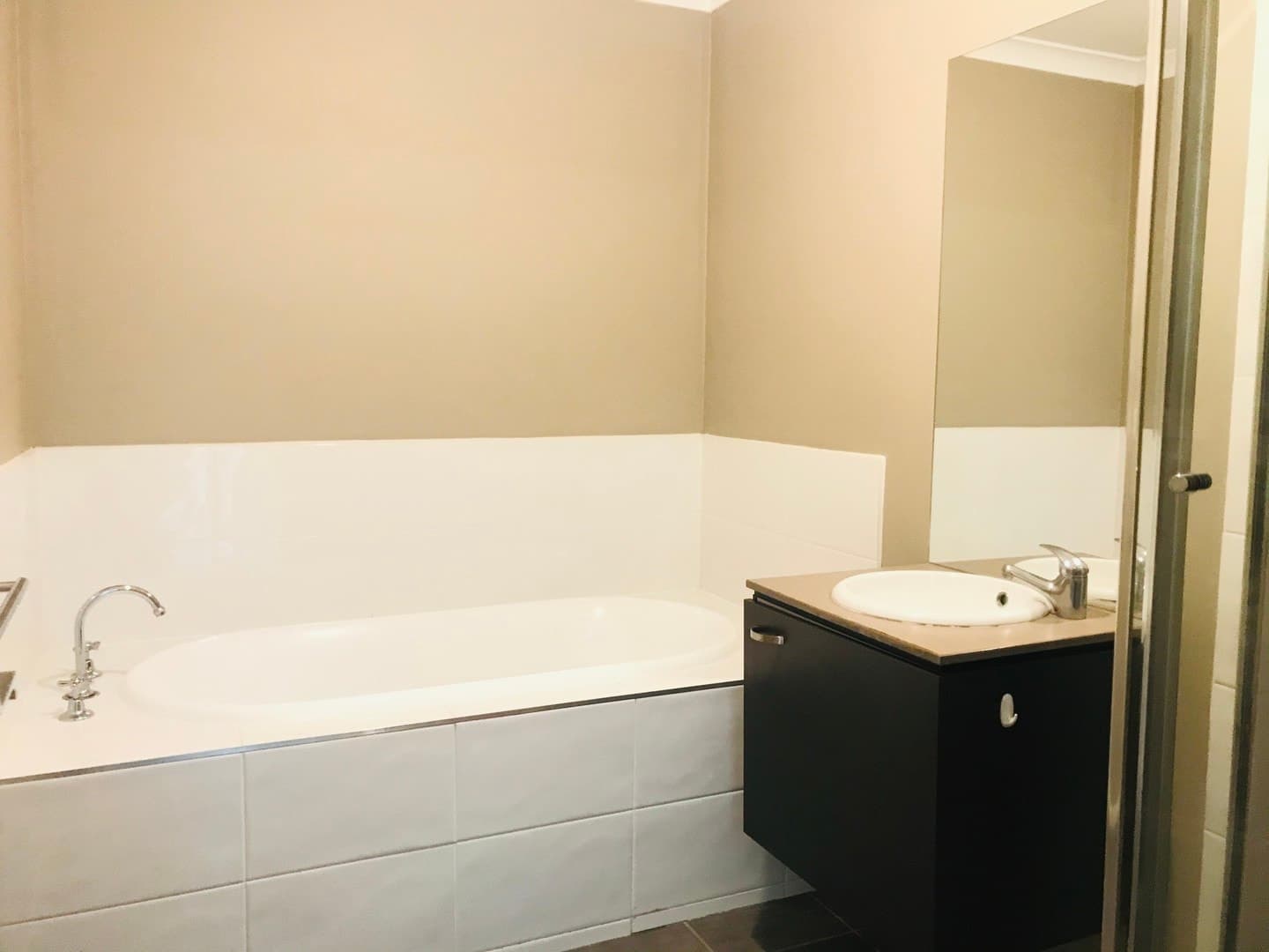 98 Edgevale WayTarneit, VIC 3029  - Leased, Tarneit - Thumbnail 8
