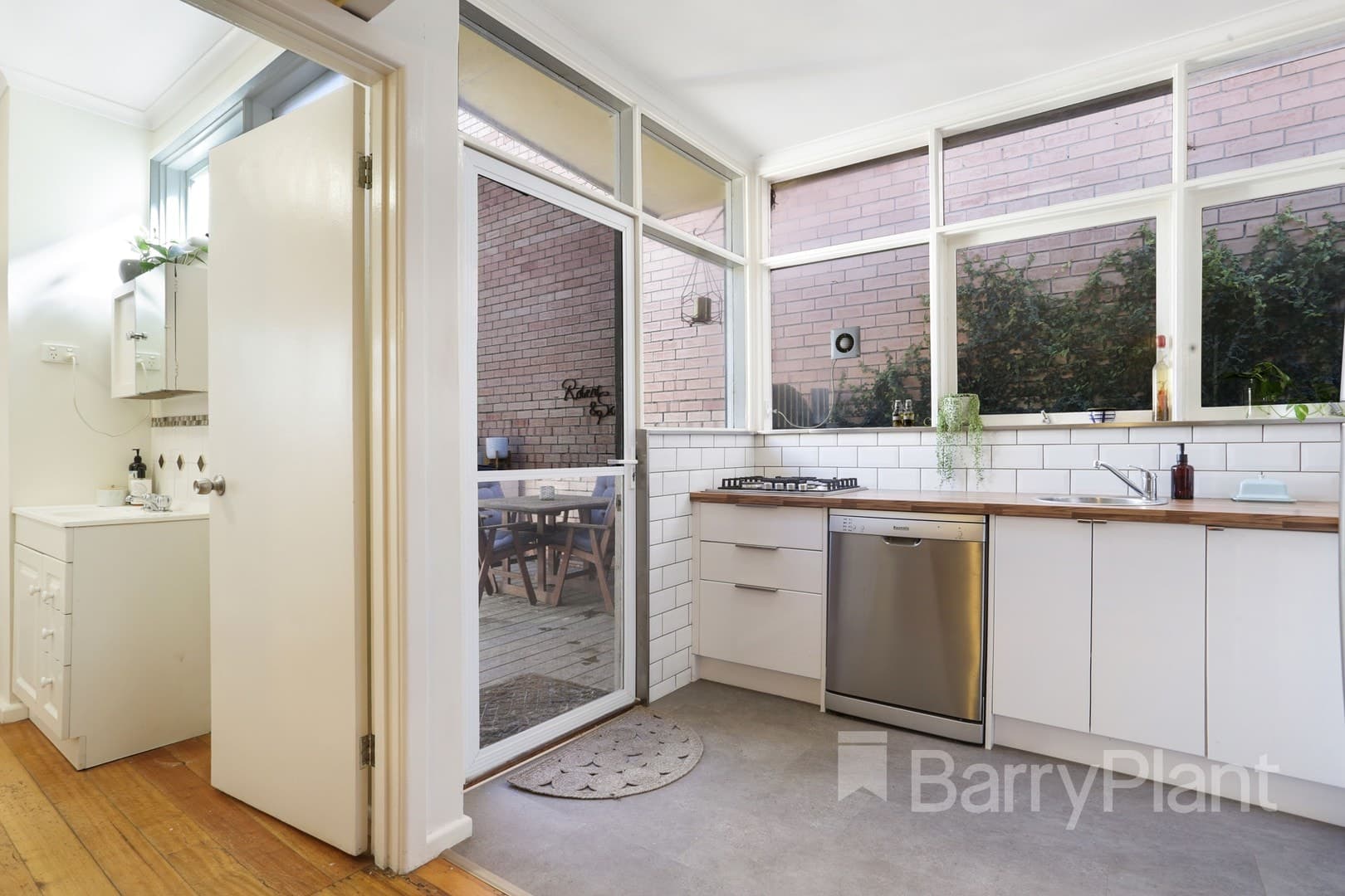 212R Como West ParadeWest Parkdale, VIC 3195  - Leased, West Parkdale - Thumbnail 2