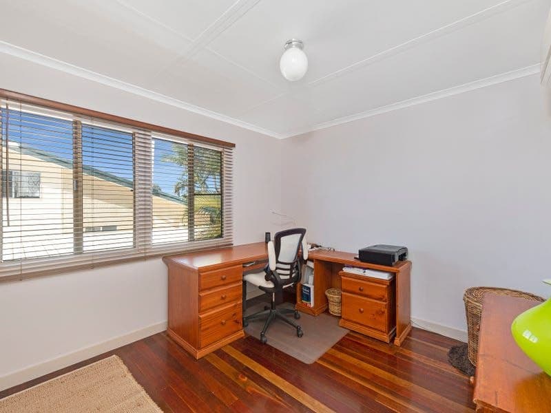 53 Pacific Boulevard, Moore Park Beach, Moore Park.. - Thumbnail 7