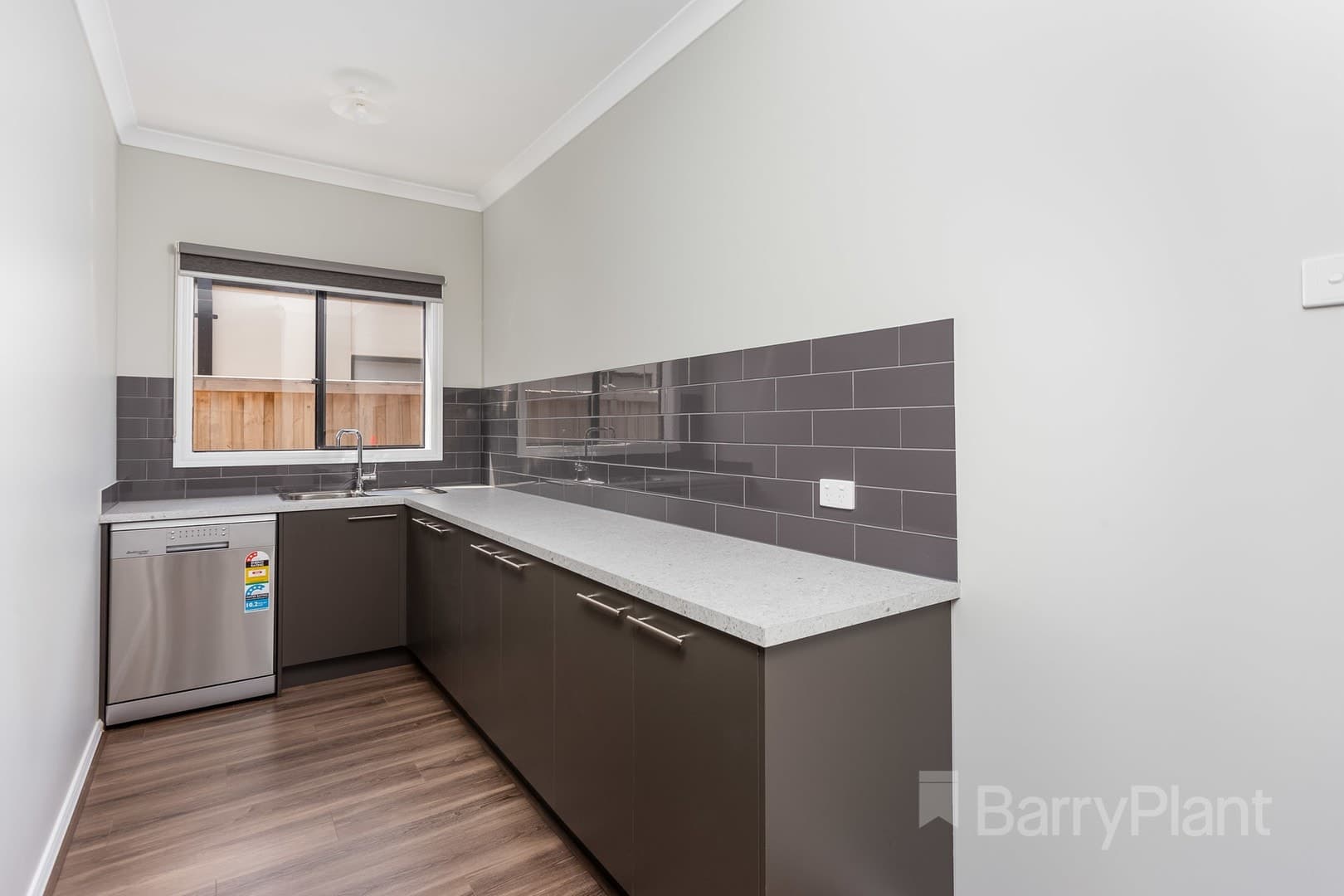 4 Rivington RoadPoint Cook, VIC 3030  - Leased, Point Cook - Thumbnail 5