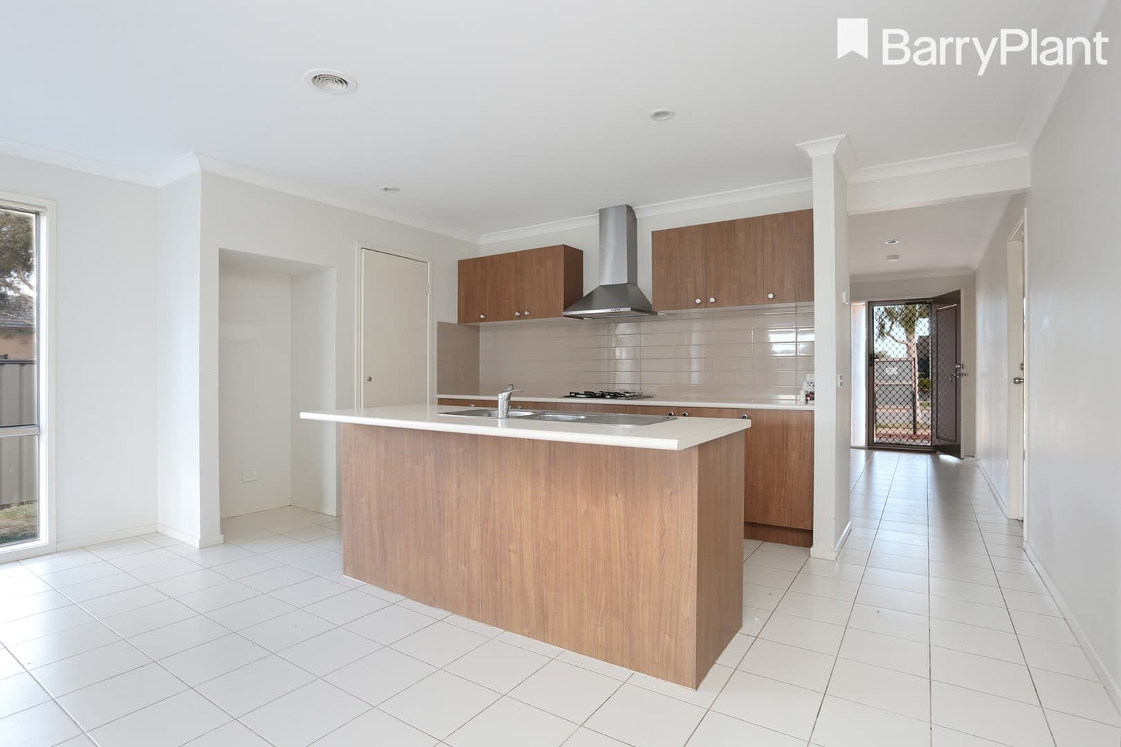 48 Breasley ParkwayPoint Cook, VIC 3030  - Leased, Point Cook - Thumbnail 2