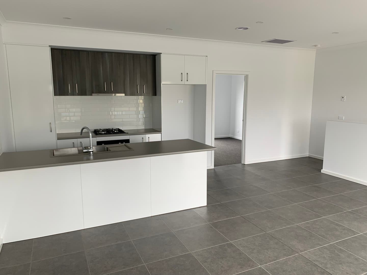 52 Newmarket RoadWerribee, VIC 3030  - Leased, Werribee - Thumbnail 6