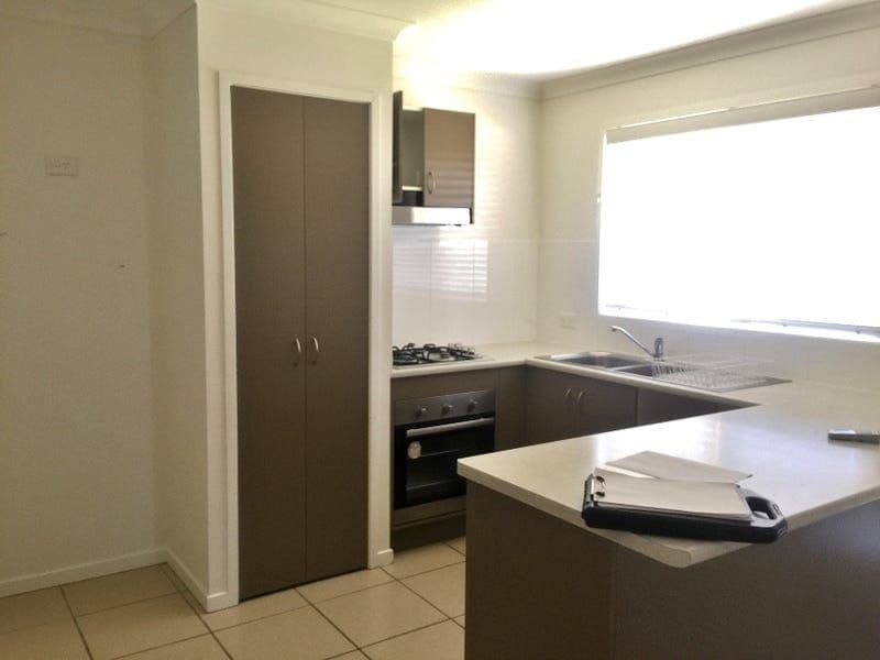 7 Cycad Court, Moore Park Beach, Moore Park Beach - Thumbnail 3
