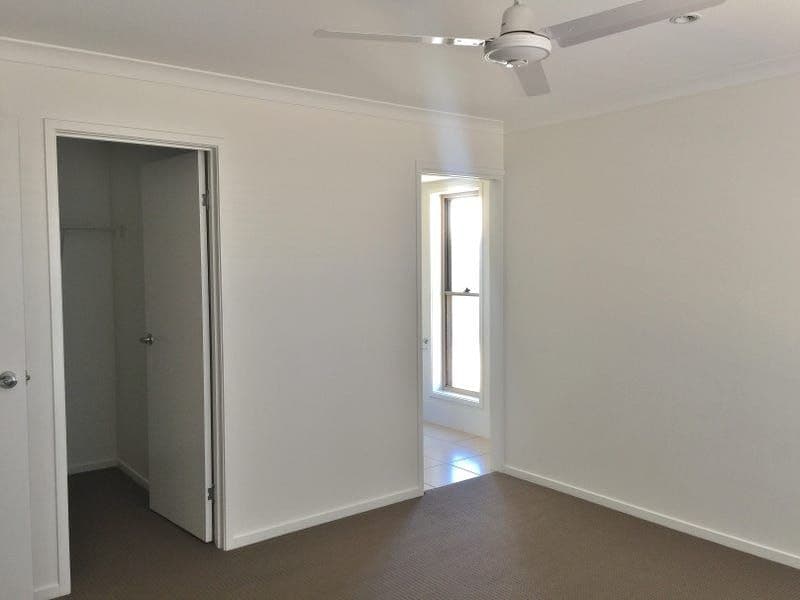 7 Cycad Court, Moore Park Beach, Moore Park Beach - Thumbnail 6