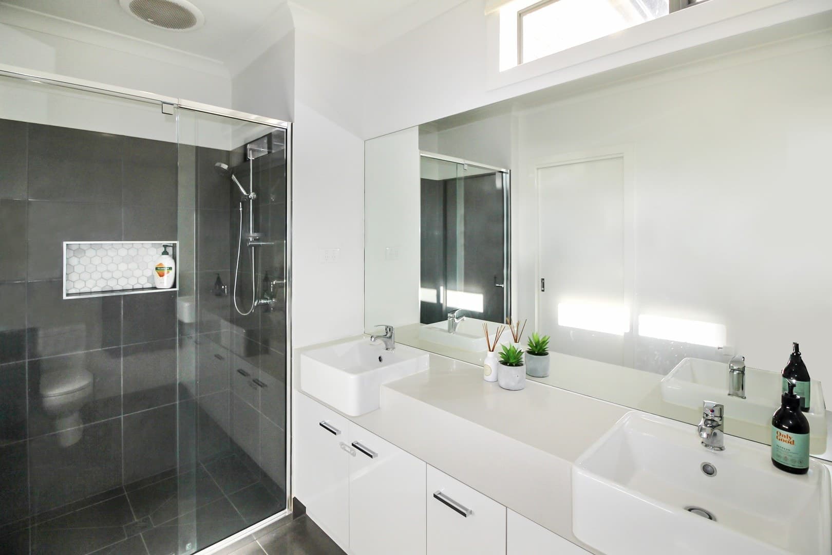 34 Baelish DriveCharlemont, VIC 3217  - Leased, Charlemont - Thumbnail 5