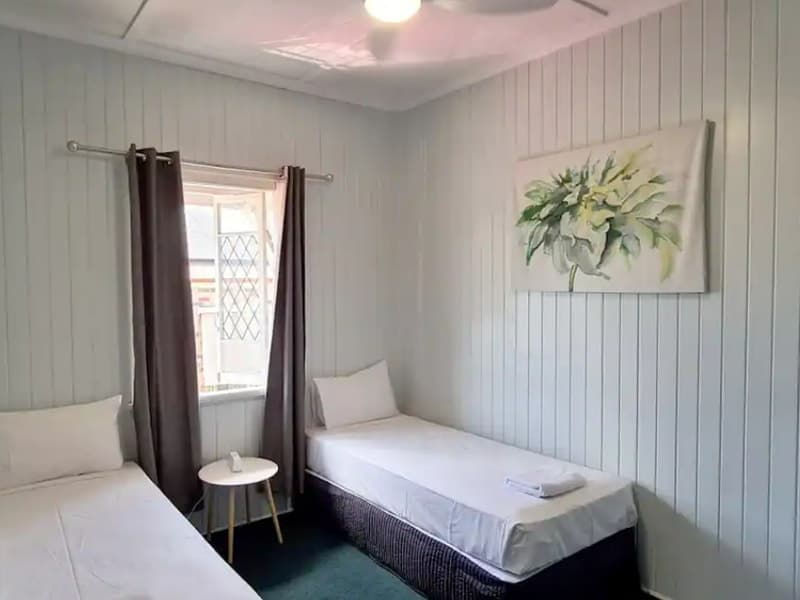 2 / 1 Branyan Street, Bundaberg ..., Bundaberg .. - Thumbnail 8