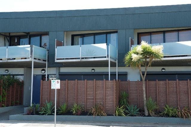 10/555 Main  StreetMordialloc, VIC 3195  - Leased, Mordialloc - Image 1