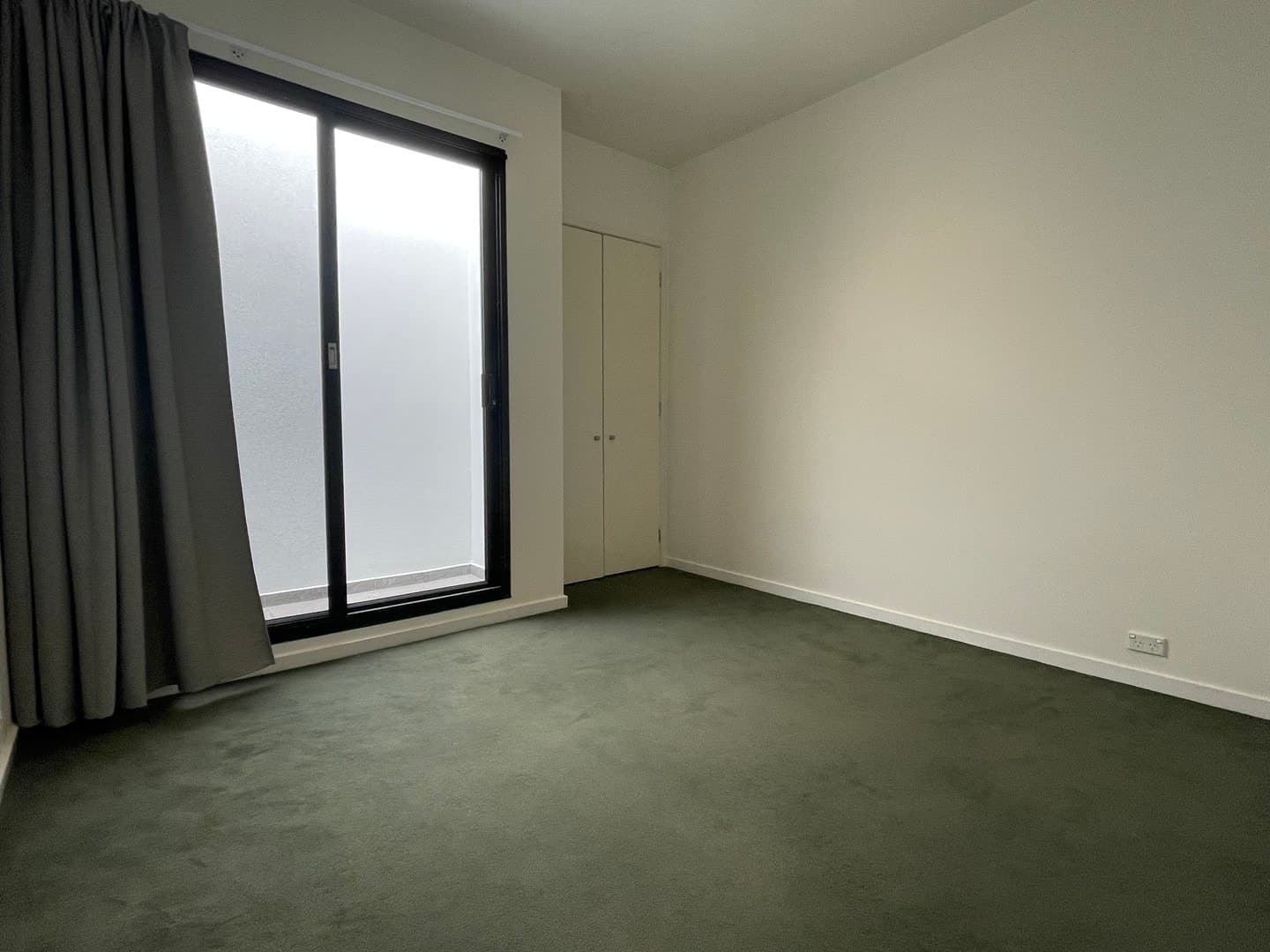 10/555 Main  StreetMordialloc, VIC 3195  - Leased, Mordialloc - Thumbnail 8