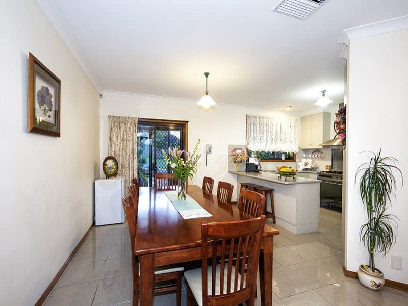23 Nillumbik SquareDiamond Creek, VIC 3089  - Leased, Diamond Creek - Thumbnail 4