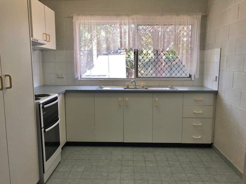 2 / 3 Kensington Street, Norville, Norville - Thumbnail 2