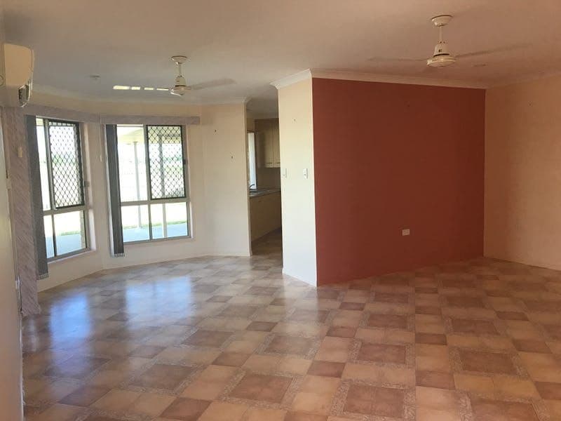 27 Clearview Avenue, Thabeban, Thabeban - Thumbnail 4