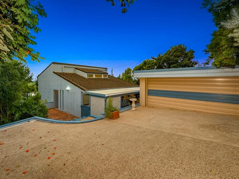 12 Heathwood Crescent, Qunaba, Qunaba - Thumbnail 2