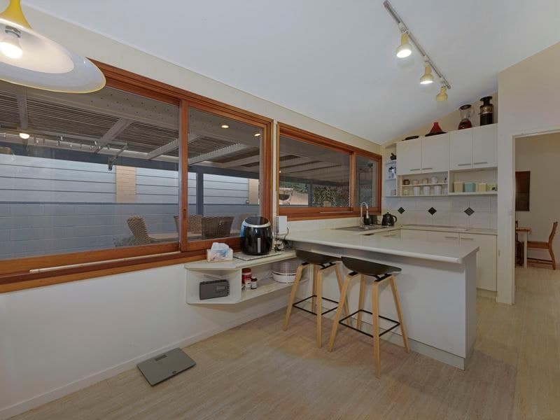 12 Heathwood Crescent, Qunaba, Qunaba - Thumbnail 5
