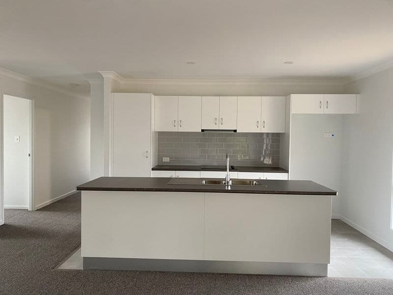 97 Malvern Drive, Moore Park Beach, Moore Park Beach - Thumbnail 3