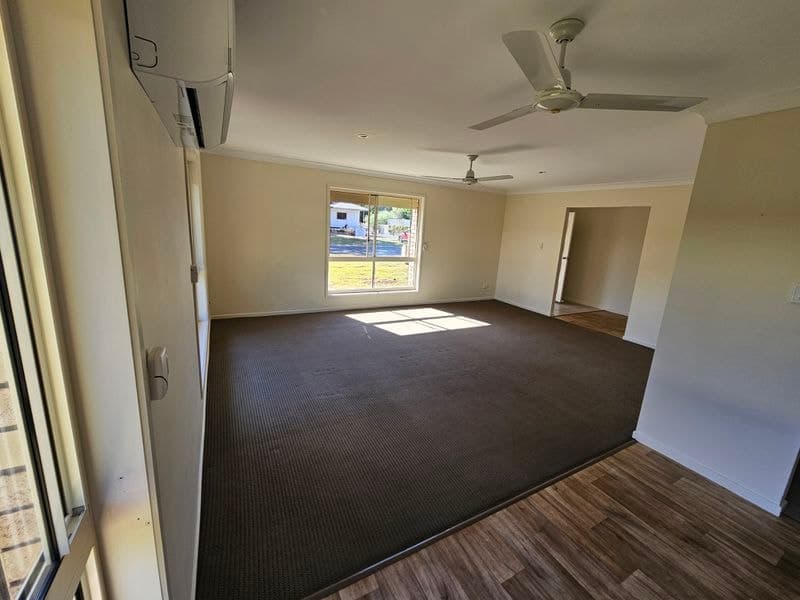 17 Monarch Avenue, Moore Park Beach, Moore Park Beach - Thumbnail 8
