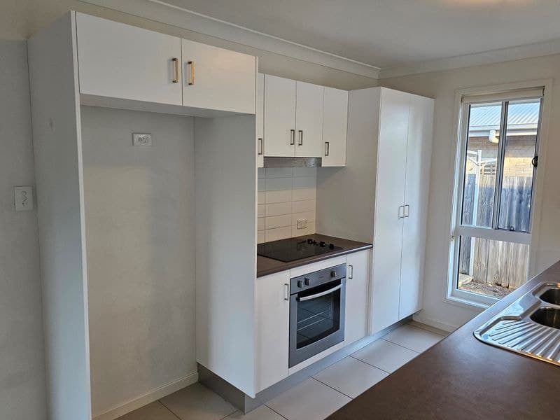 98 Neville Drive, Branyan, Branyan - Thumbnail 4
