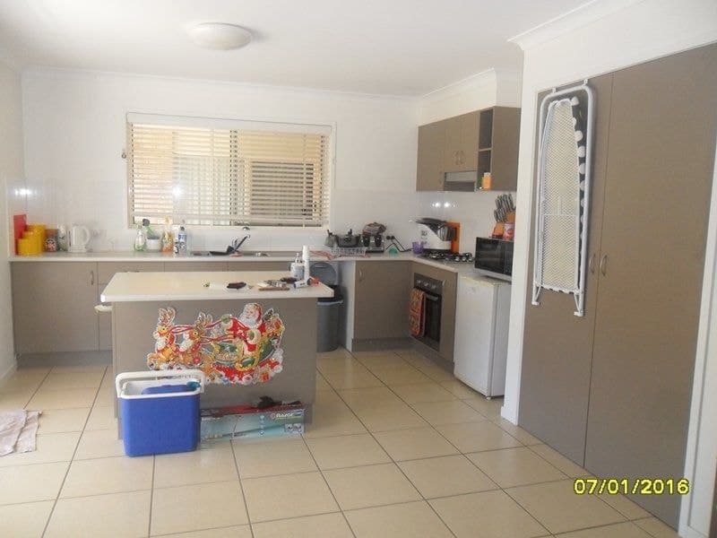 19 Regency Road, Moore Park Beach, Moore Park Beach - Thumbnail 5
