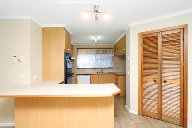 158 Rosella AvenueWerribee, VIC 3030  - Leased, Werribee - Thumbnail 3