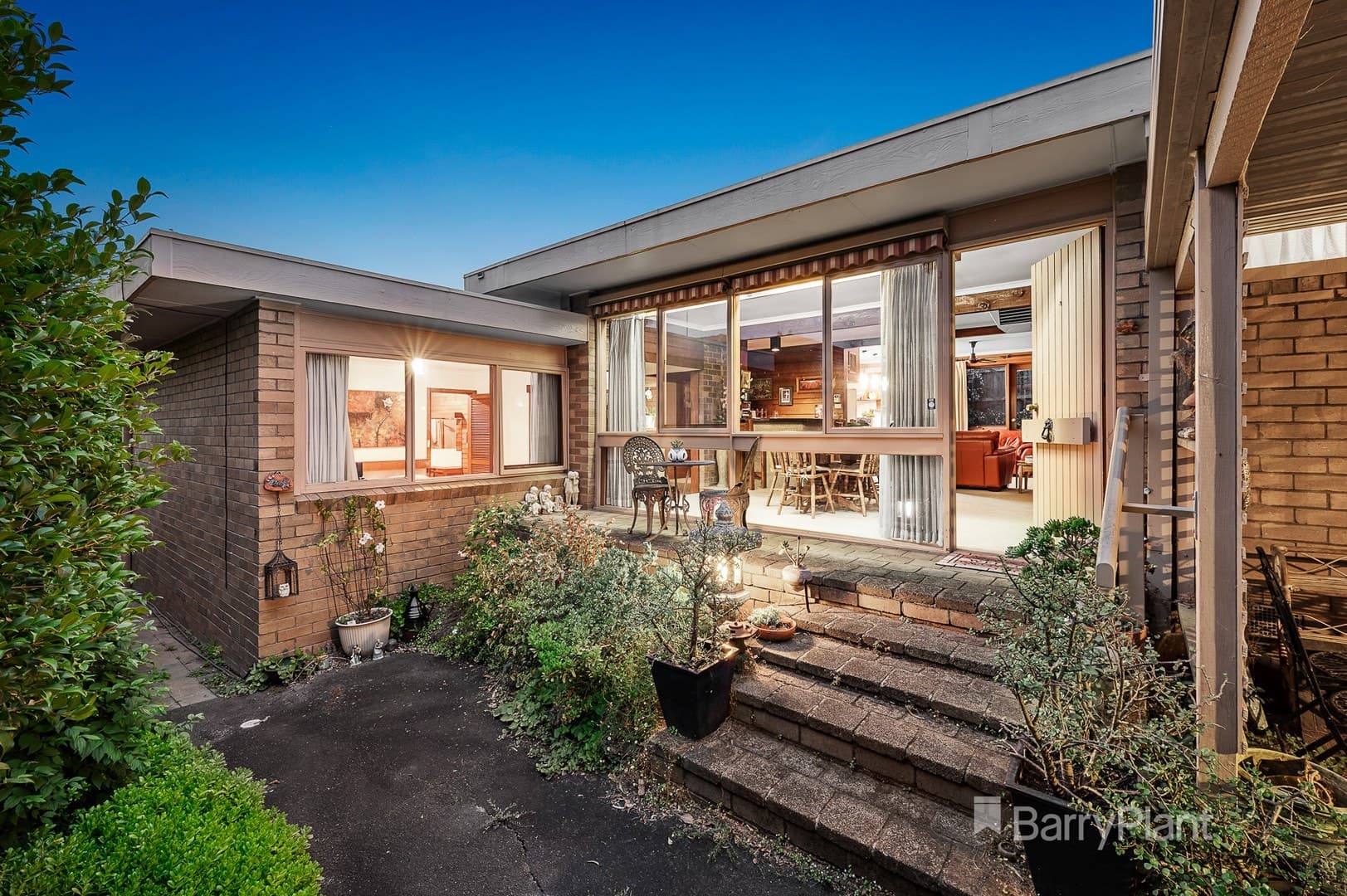6 Vicki CourtDoncaster East, VIC 3109  - Leased, Doncaster East - Image 1