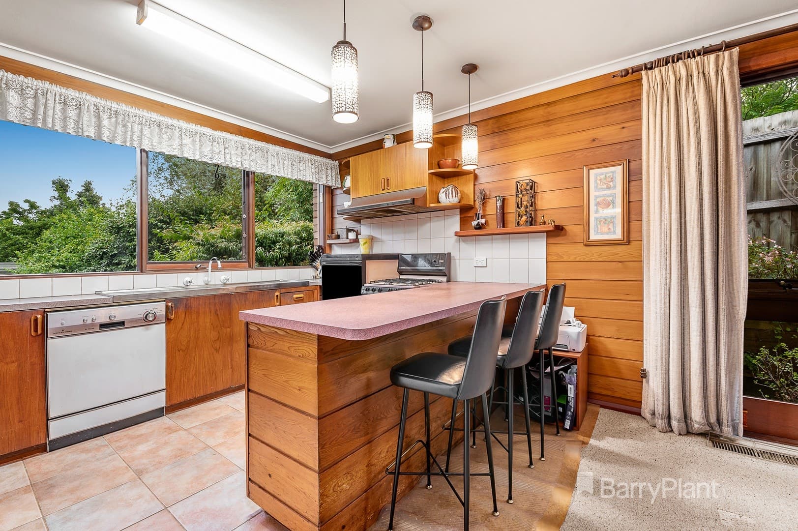 6 Vicki CourtDoncaster East, VIC 3109  - Leased, Doncaster East - Thumbnail 2