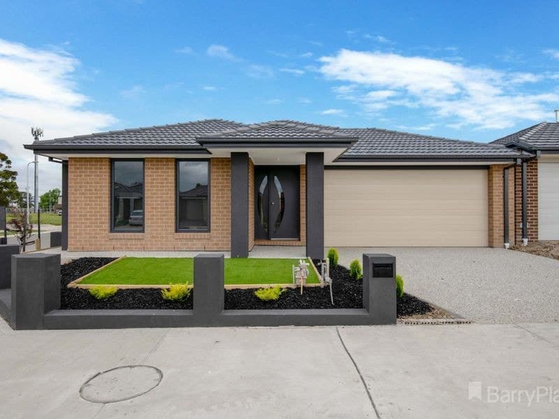 45 Hunt WayPakenham, VIC 3810  - Leased, Pakenham - Thumbnail 2