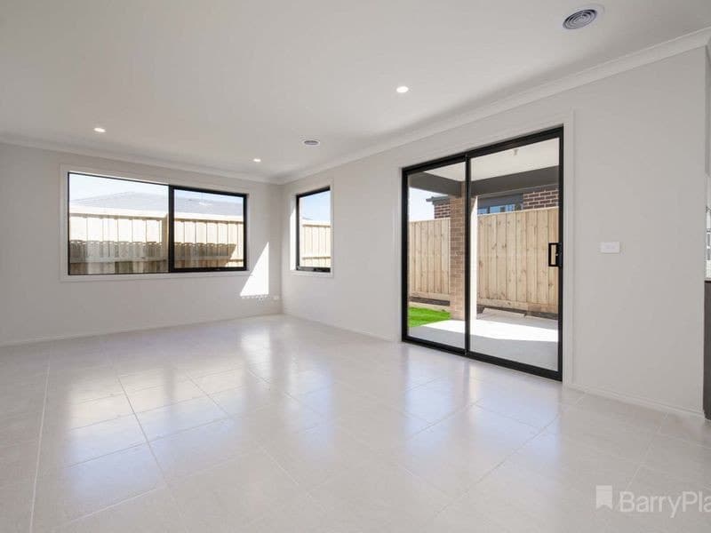 45 Hunt WayPakenham, VIC 3810  - Leased, Pakenham - Thumbnail 5