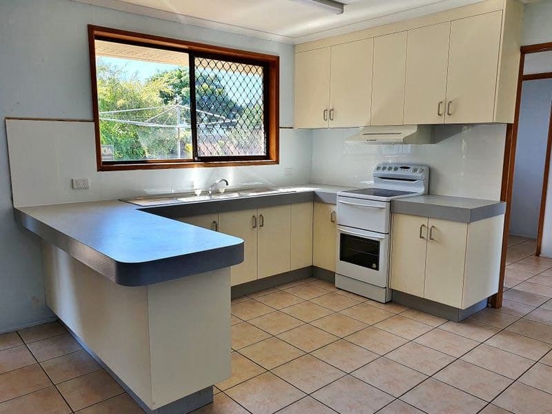 5 Slocomb Street, Avenell Heights, Avenell Heights - Thumbnail 3