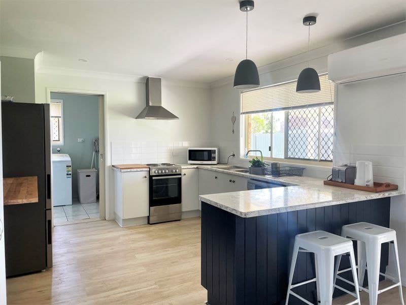 21 Stehbens Drive, Kepnock, Kepnock - Thumbnail 3