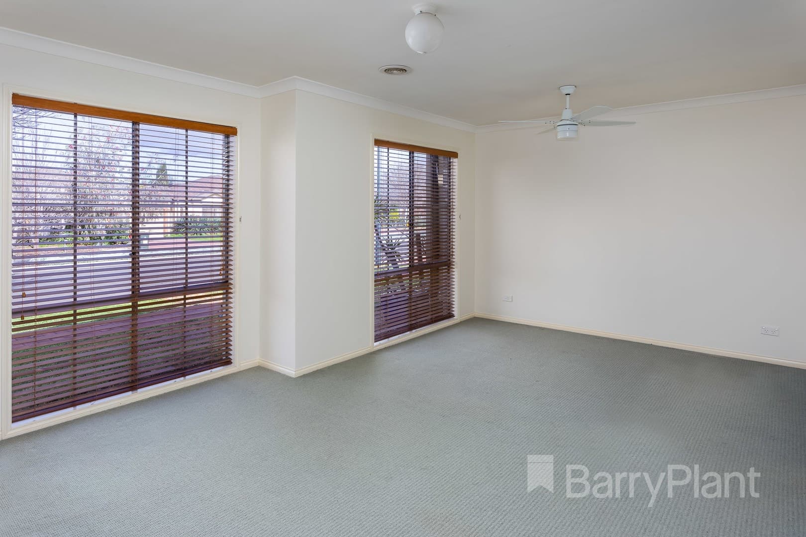 19 Covent GardensPoint Cook, VIC 3030  - Leased, Point Cook - Thumbnail 7
