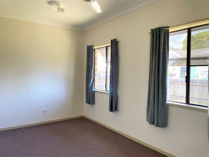11 Anderson Street, Avenell Heights, Avenell Heights - Thumbnail 8