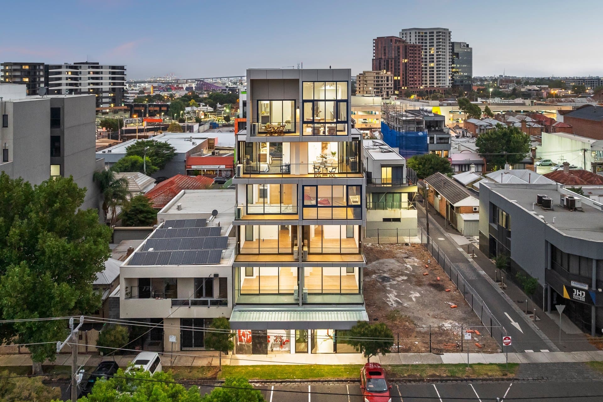 202/39 Ryan Street, Footscray, Footscray - Image 1