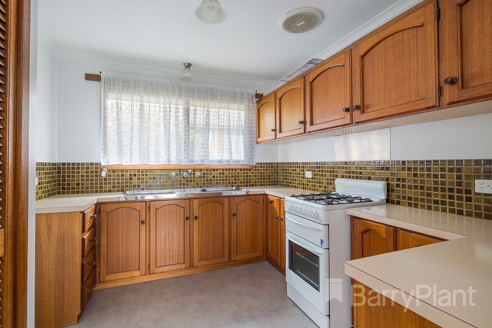 13 The GrangeSoldiers Hill, VIC 3350  - Leased, Soldiers Hill - Thumbnail 2
