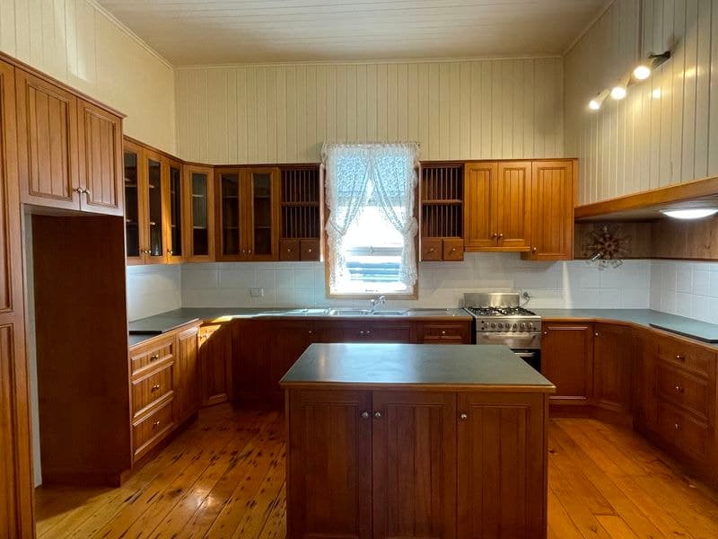 19 Buss Street, Bundaberg South, Bundaberg South - Thumbnail 5