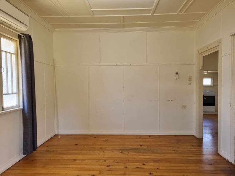 33 Sims Road, Avenell Heights, Avenell Heights - Thumbnail 5