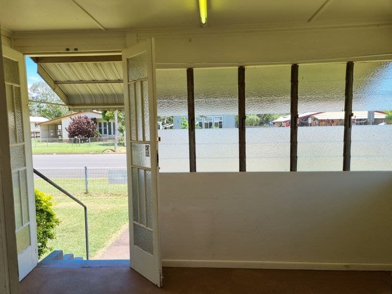 33 Sims Road, Avenell Heights, Avenell Heights - Thumbnail 6
