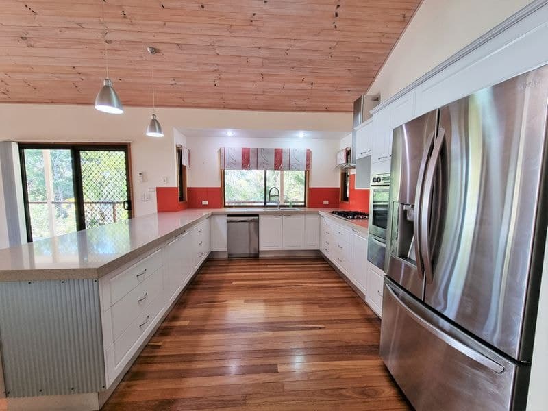 18 Kingfisher Crescent, Moore Park Beach, Moore Pa.. - Thumbnail 4