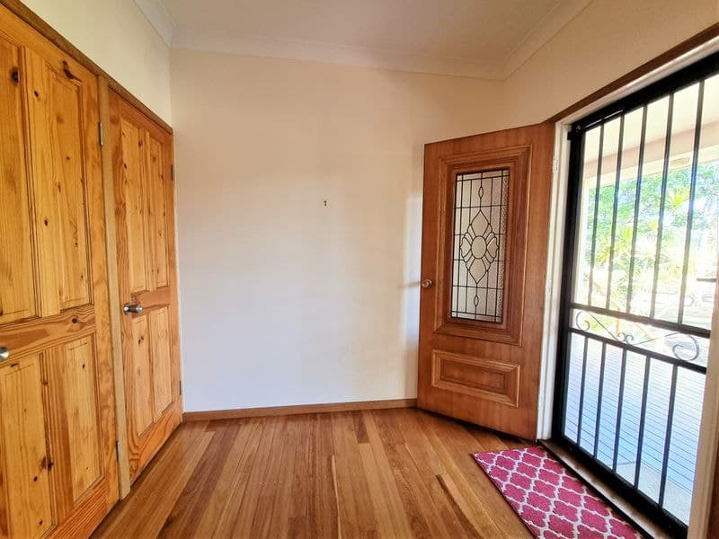 18 Kingfisher Crescent, Moore Park Beach, Moore Pa.. - Thumbnail 5