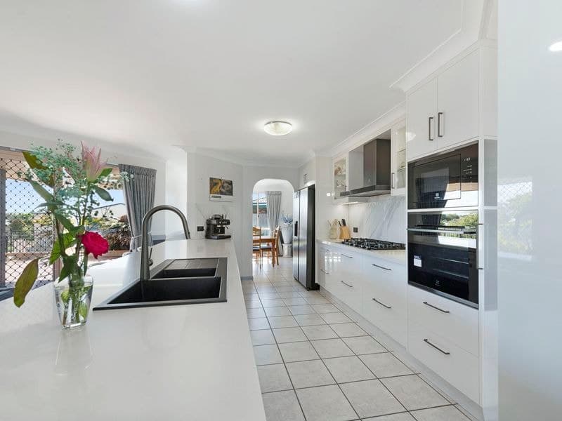 6 Montana Court, Avoca, Avoca - Thumbnail 3